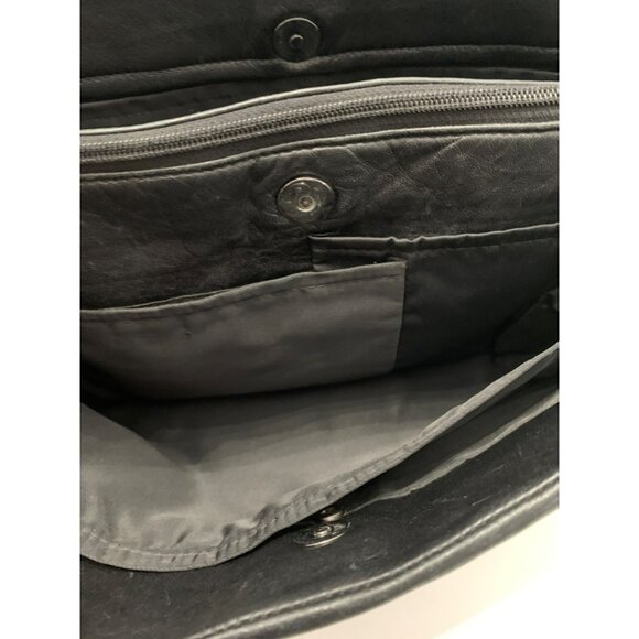 Francesco Biasia Evolution Black Leather Crossbody Bag With Adjustable Strap - Picture 7 of 10